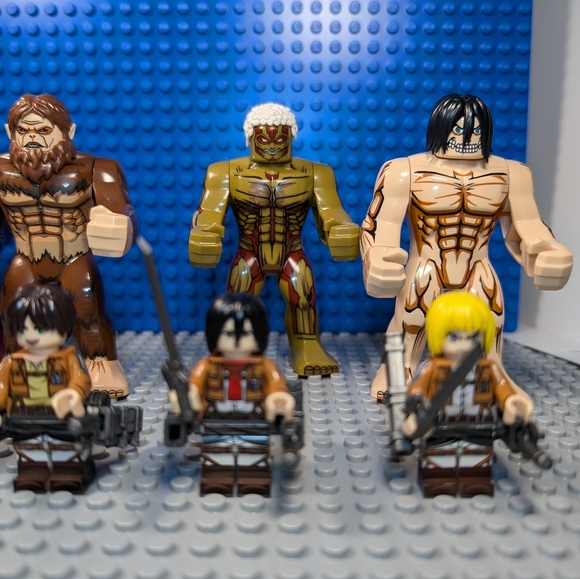 8 Minifigures- Attack on Titan Anime Building Block Toy Action Figure Big Fig - Picture 5 of 14